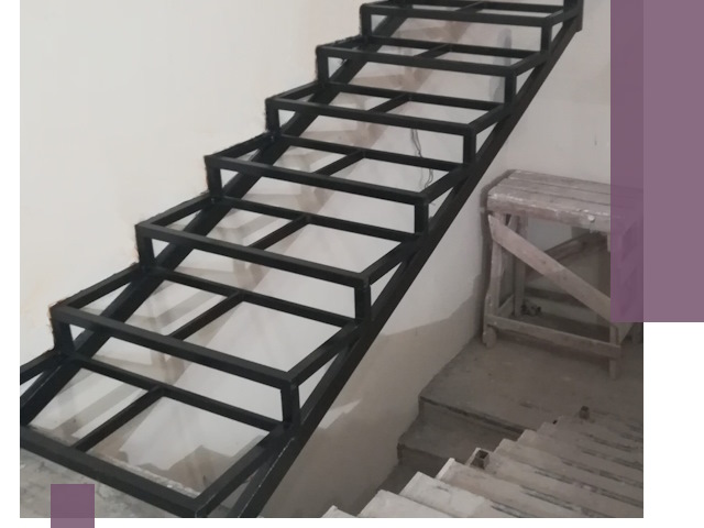 Демонтаж лестниц на металлокаркасе в Выксе: быстрый вывоз и разбор