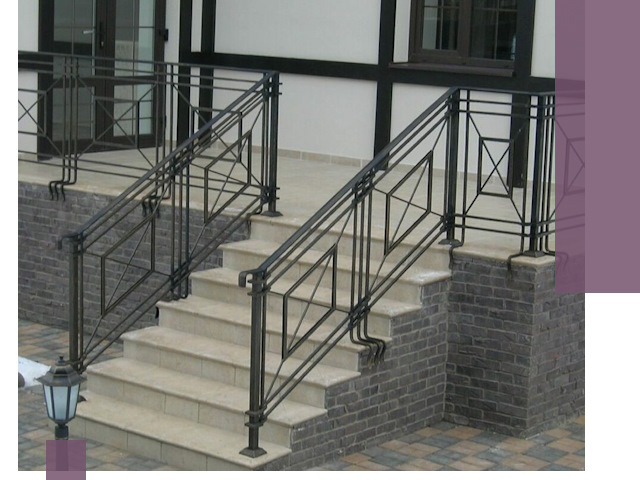 Перила для крыльца в Выксе — монтаж, изготовление и установка