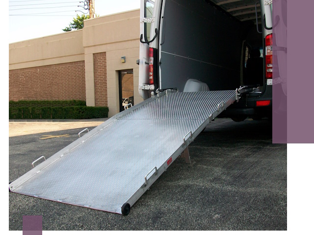 Мобильные пандусы в Выксе — производство, монтаж и аренда