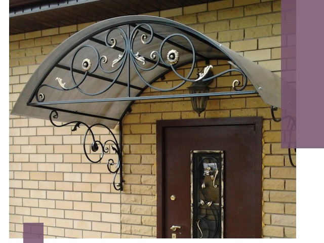 Изготовление козырьков из металла под ключ в Выксе