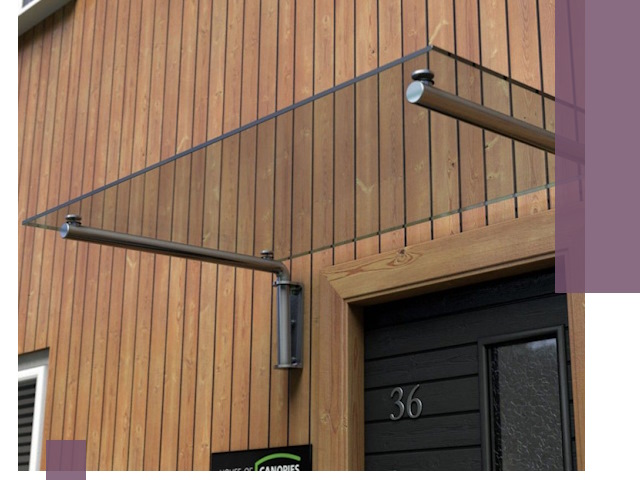 Стеклянные козырьки на входы и фасады в Выксе