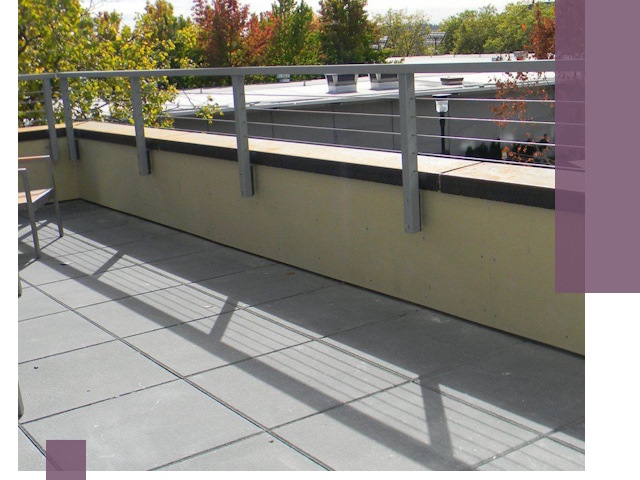 Металлические парапеты под ключ в Выксе: монтаж и изготовление