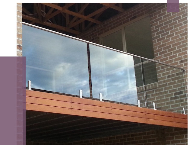 Стеклянные парапеты на крыше и террасе в Выксе от 11666 руб. | ПРОЛЁТ-Вкс